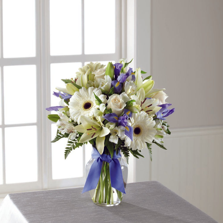 Miracle's Light Hanukkah Bouquet