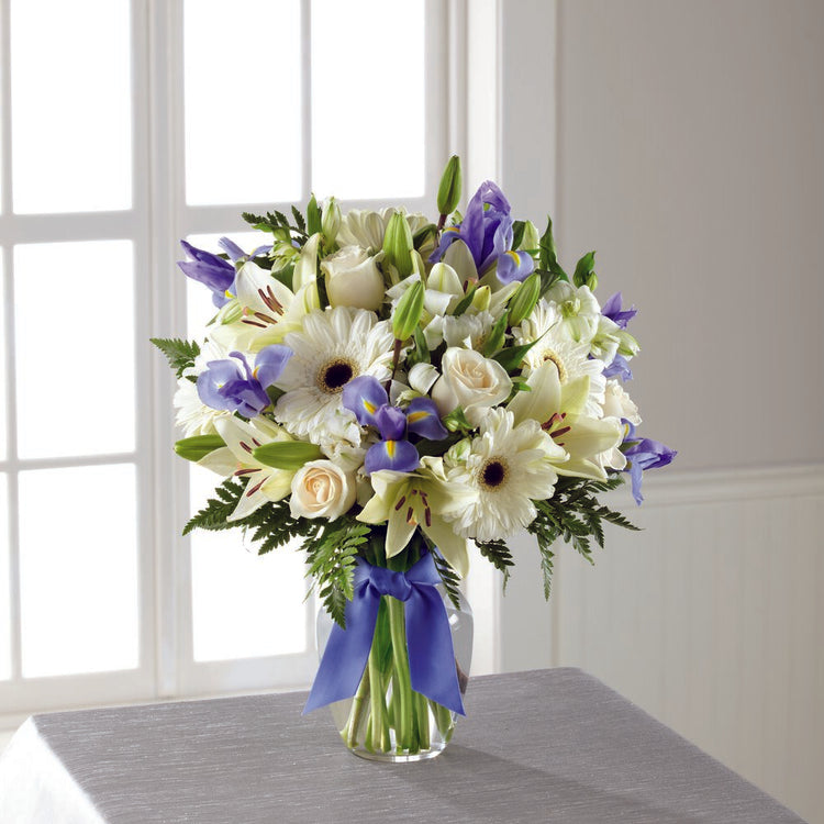 Miracle's Light Hanukkah Bouquet