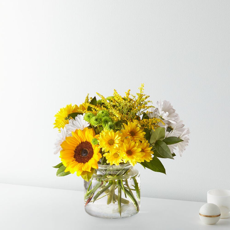 The Hello Sunshine Bouquet